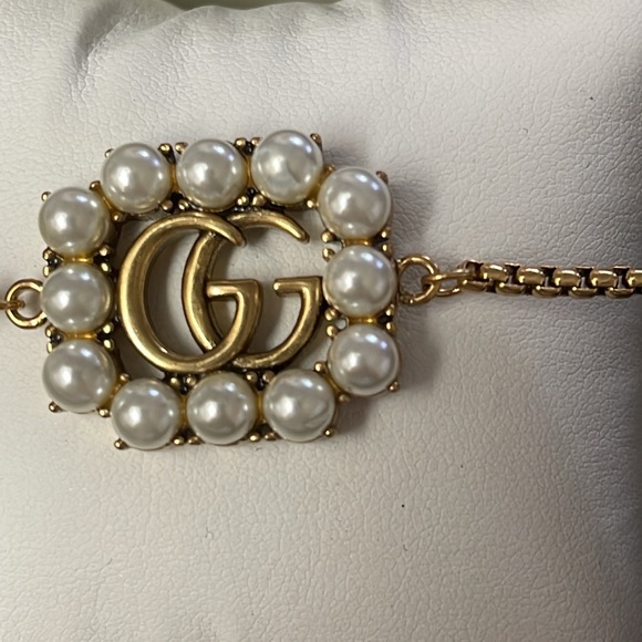 Gucci Pearls Bracelet - Picture 4 of 5